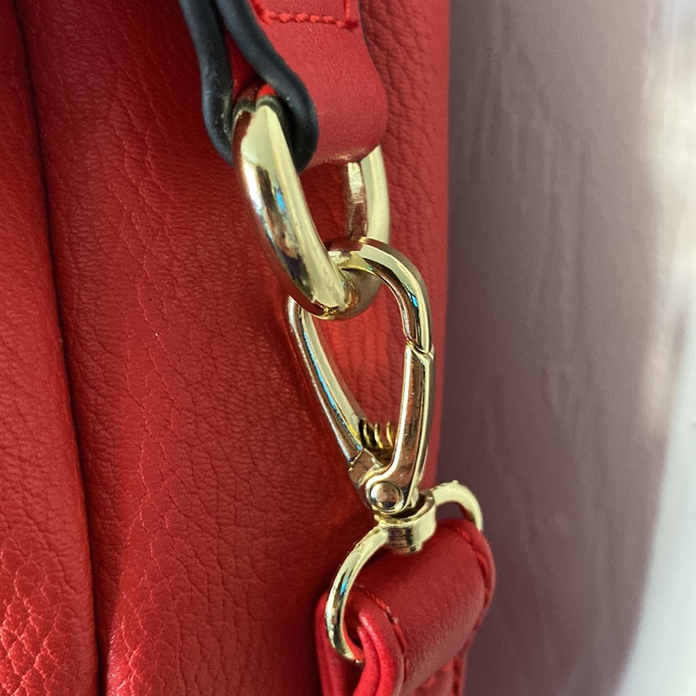 Like New Red (Large) Shoulder bag - Picture 5 of 6